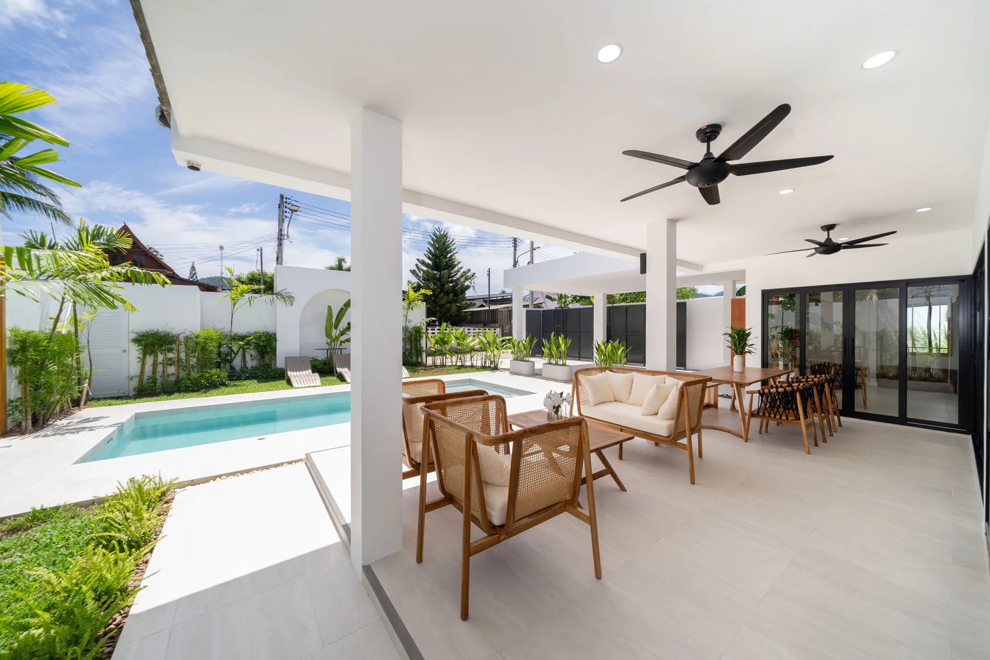 Elegant Balinese Style 4 Bedroom Pool Villa in Rawai - 16